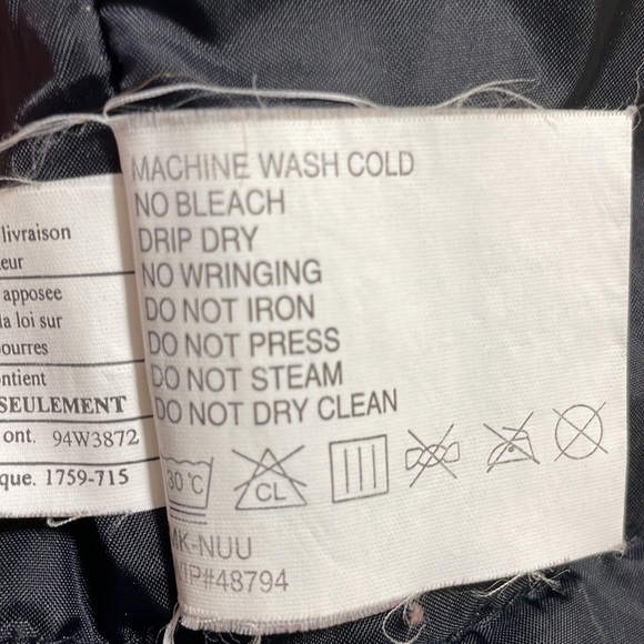 Woolrich Original Outdoorwear Vintage Women's Tan Coat. Good Condition. Size M. - Picture 10 of 10